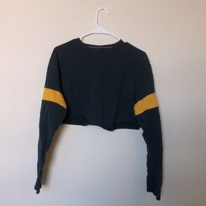 Gap oversized vintage cropped long sleeve